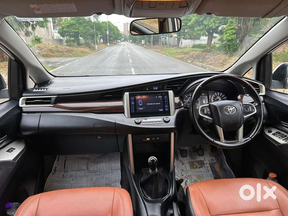 Toyota Innova Crysta 2017 Diesel Well Maintained