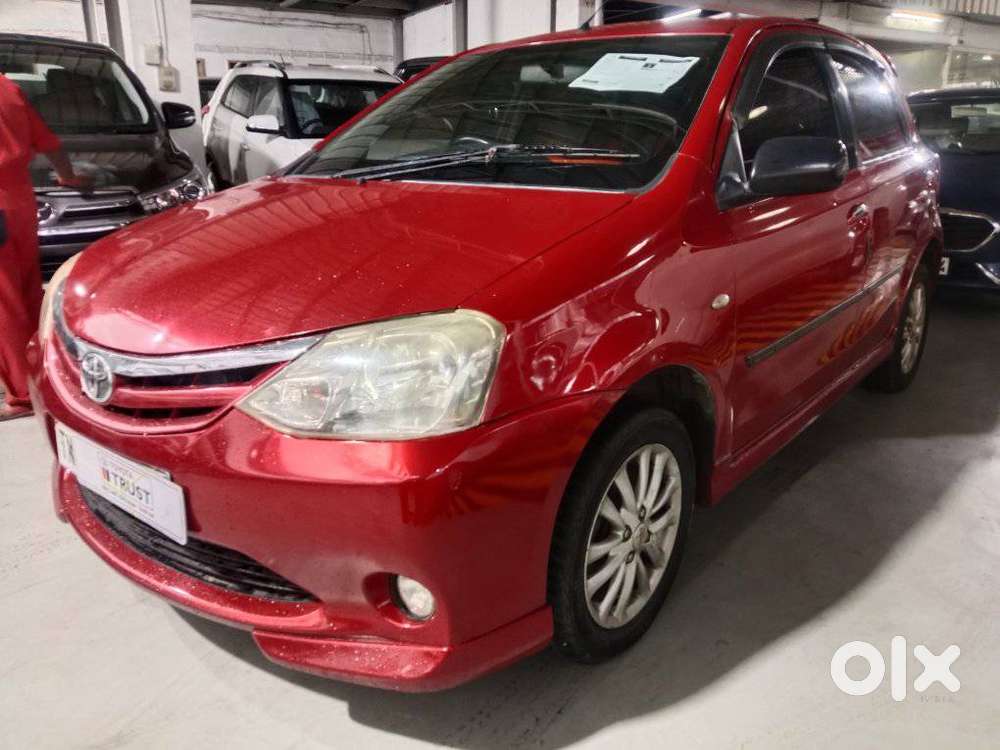 Toyota Etios Liva, 2011, Petrol