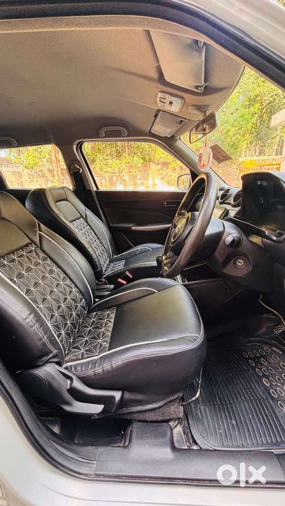 Maruti Suzuki Swift 1.2 Lxi (o), 2022, Petrol