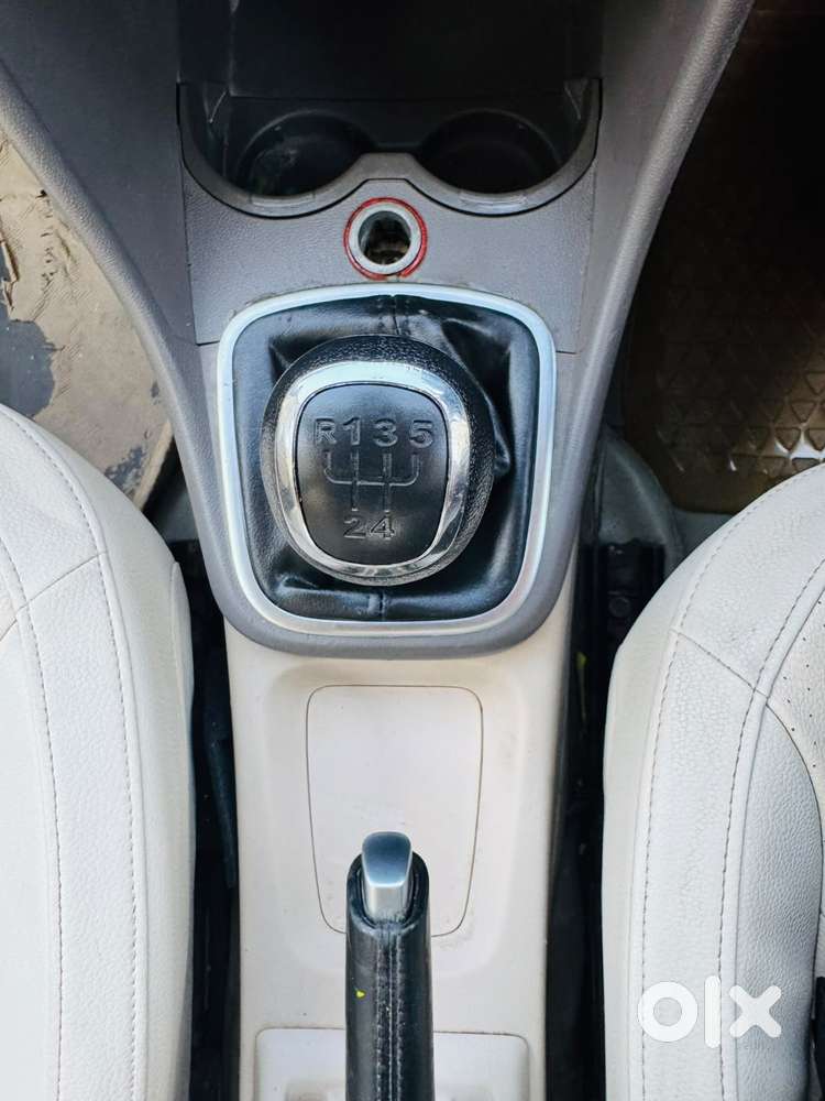 Volkswagen Vento Diesel Highline, 2013, Diesel