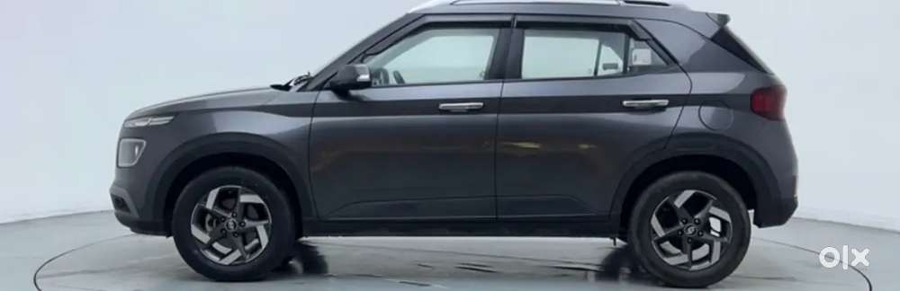 Hyundai Venue 2021 Petrol Good Condition