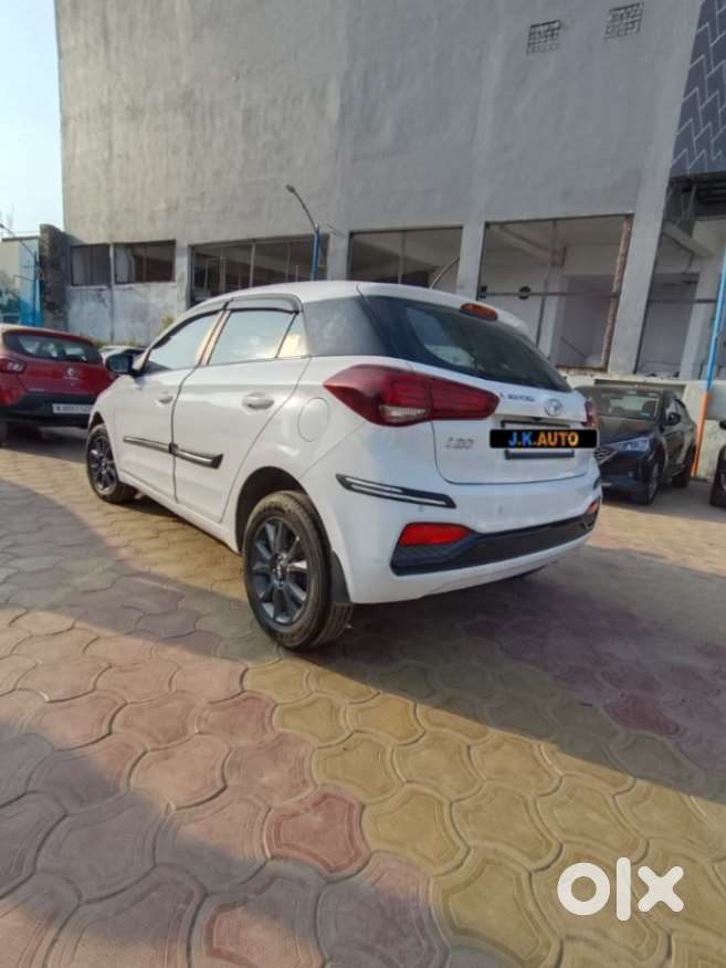 Hyundai I20 Sportz 1.2 Vtvt, 2020, Petrol