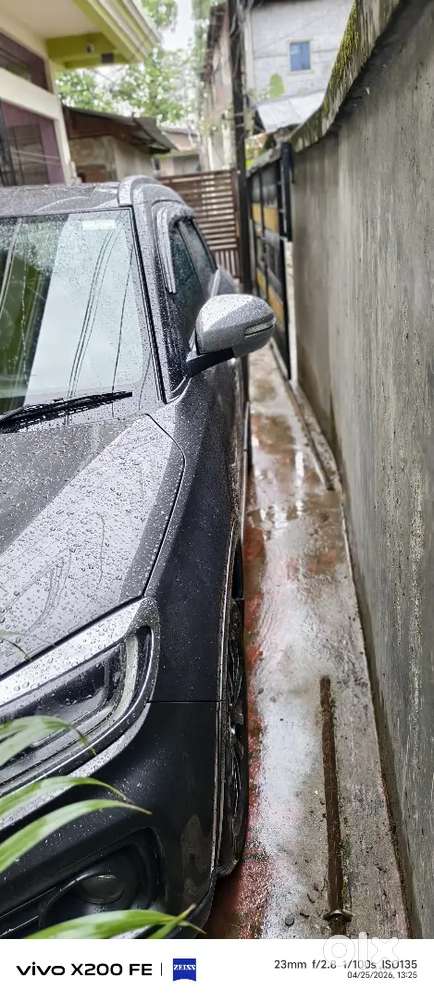 Maruti Suzuki Brezza 2021 Car Waiting