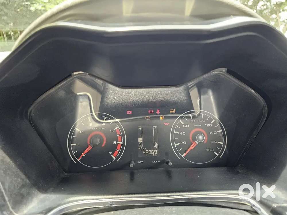 Mahindra Kuv100 Nxt 2016