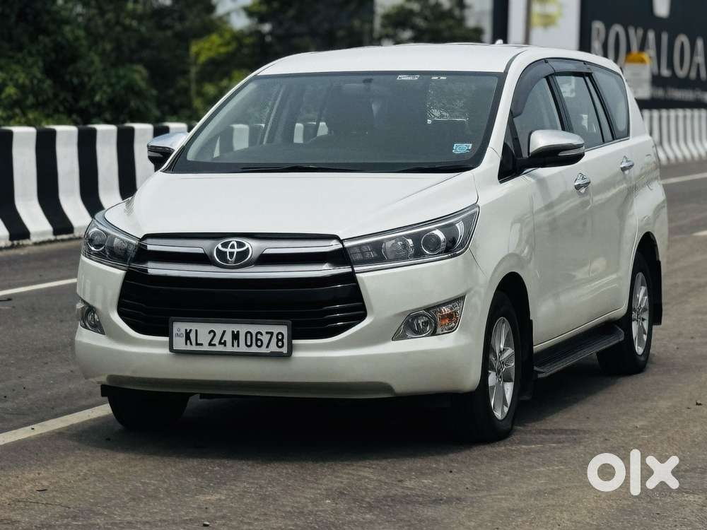 Toyota Innova Crysta 2.4 Vx Mt, 2016, Diesel