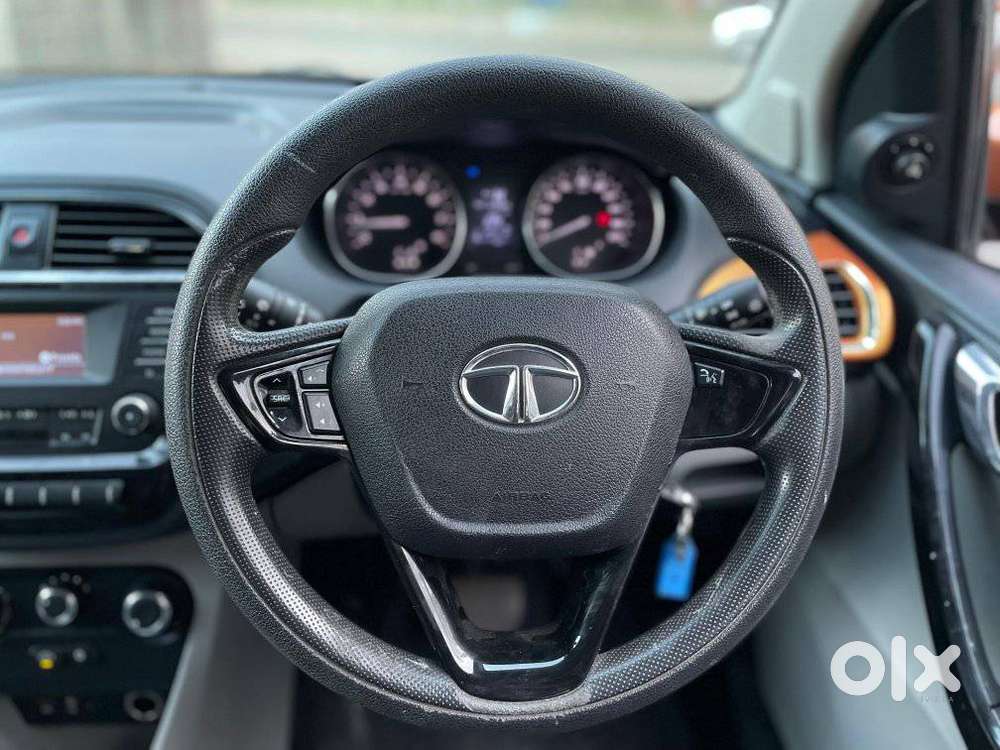 Tata Tiago 1.2 Revotron Xza, 2018, Petrol