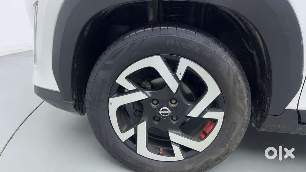 Nissan Magnite 1.0 Xv Premium Turbo Cvt (o), 2022, Petrol