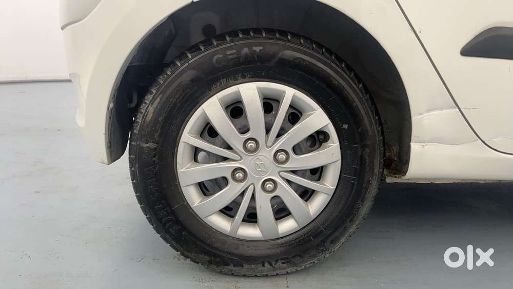 Hyundai I10 Sportz 1.1 Irde2, 2015, Petrol