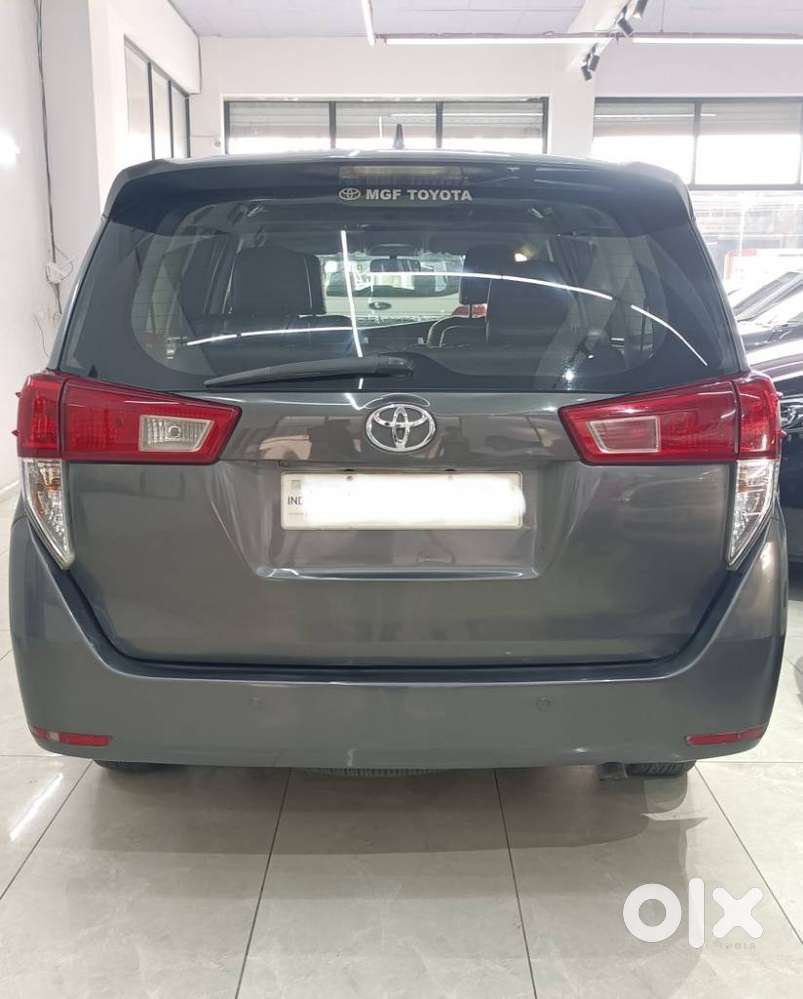 Toyota Innova Crysta 2.4 V 7 Str, 2017, Diesel