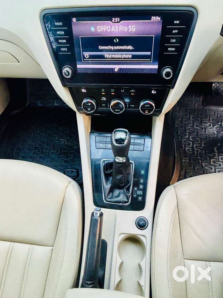 Skoda Octavia 1.8 Tsi At L K, 2018, Petrol