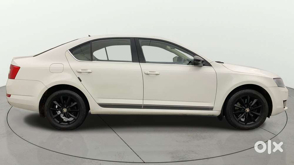 Skoda Octavia 1.8 Tsi At Style Plus, 2017, Petrol