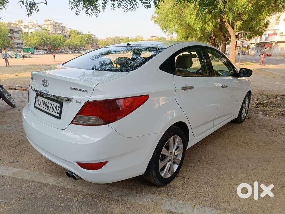 Hyundai Fluidic Verna 2013