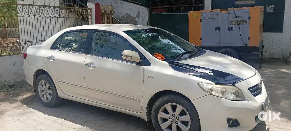 Toyota Corolla Altis 2010 Petrol 79000km Driven
