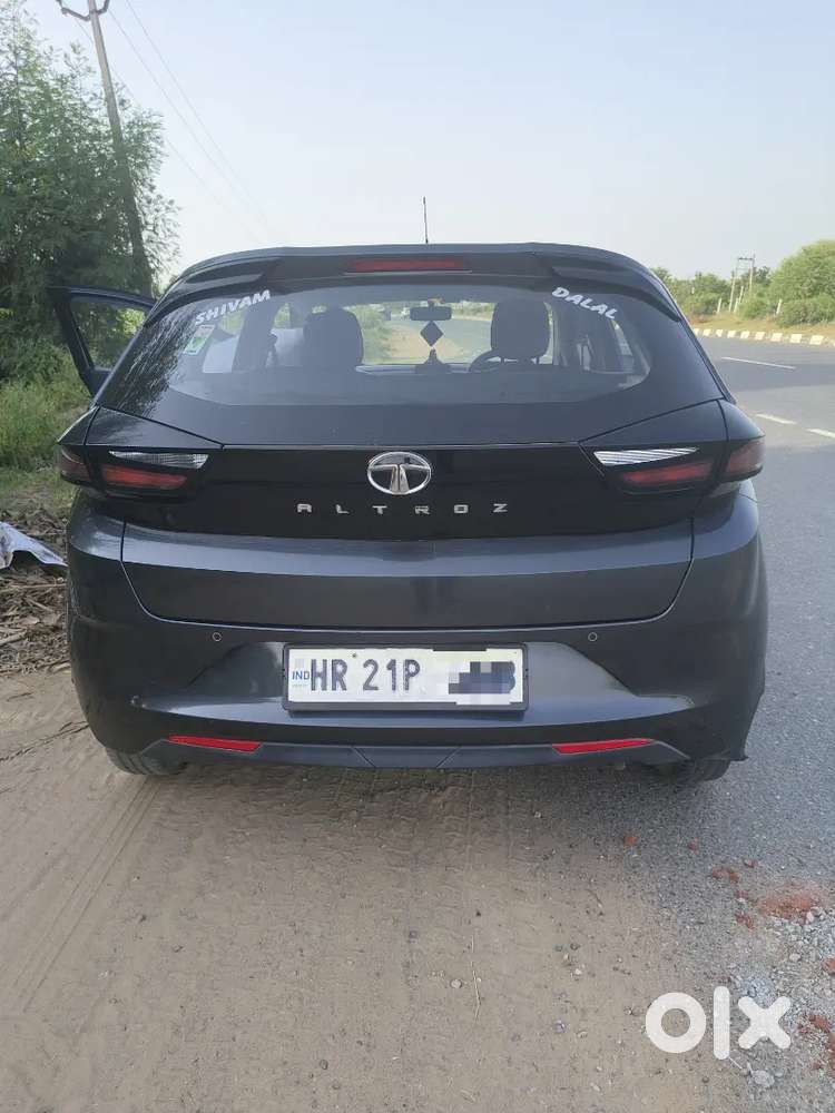 Tata Altroz Xe Petrol 2021