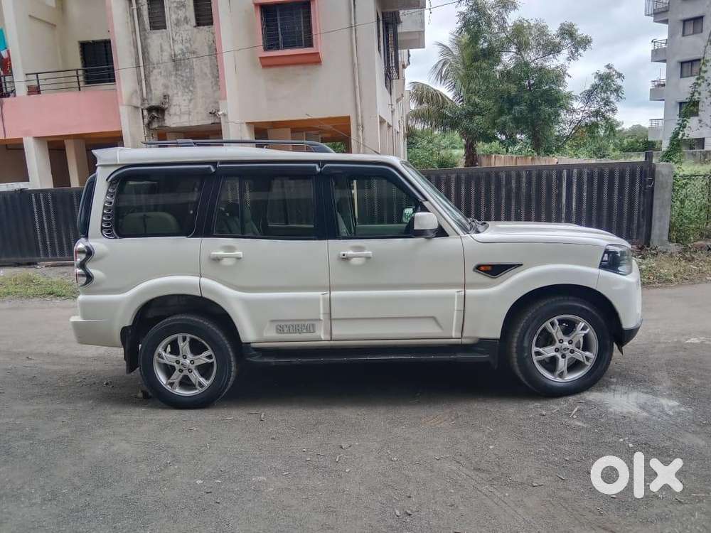 Mahindra Scorpio S10, 2016, Diesel