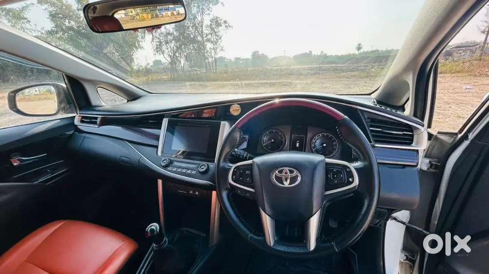 Toyota Innova Crysta 7 Str 2017