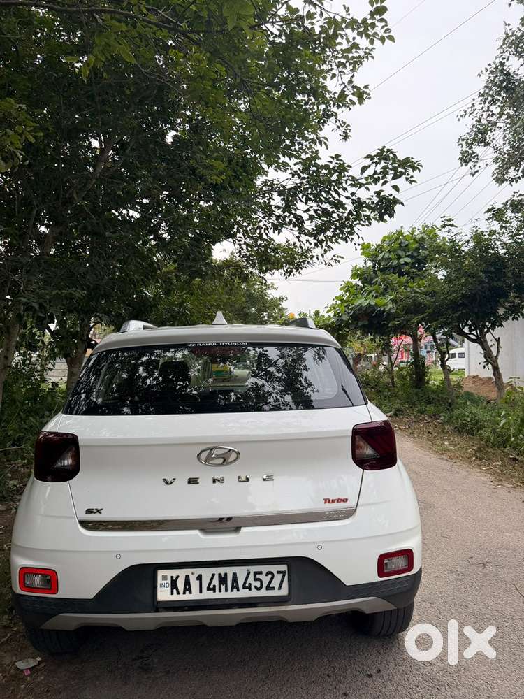 Hyundai Venue 2021 Manual Petrol