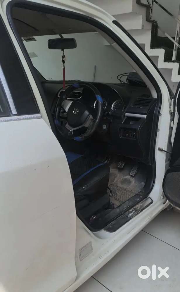 Swift Maruti Suzuki Petrol 2013