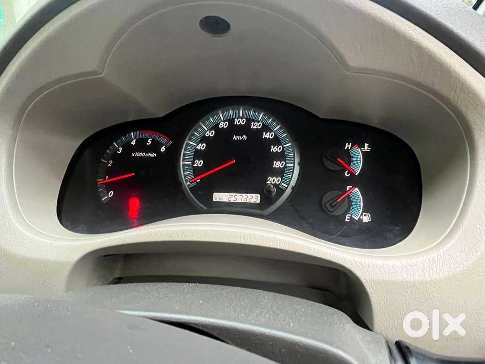 Toyota Innova Diesel 2014