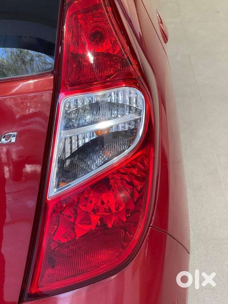 Hyundai I10 Sportz 1.1l, 2013, Petrol