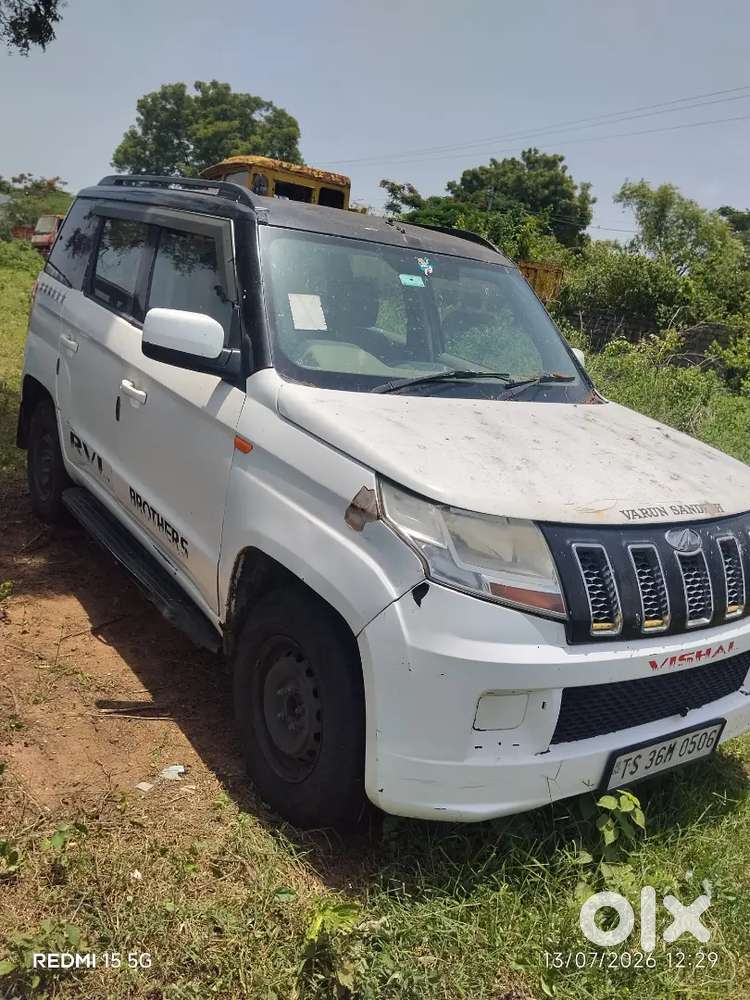Mahindra Tuv 300 2017
