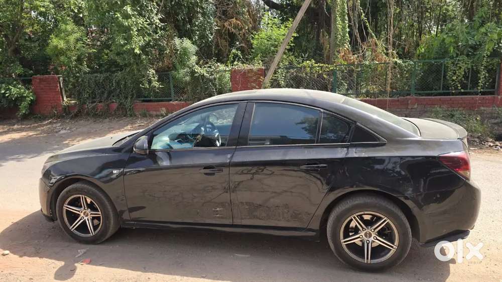 Chevrolet Cruze 2010 Diesel Well Maintained