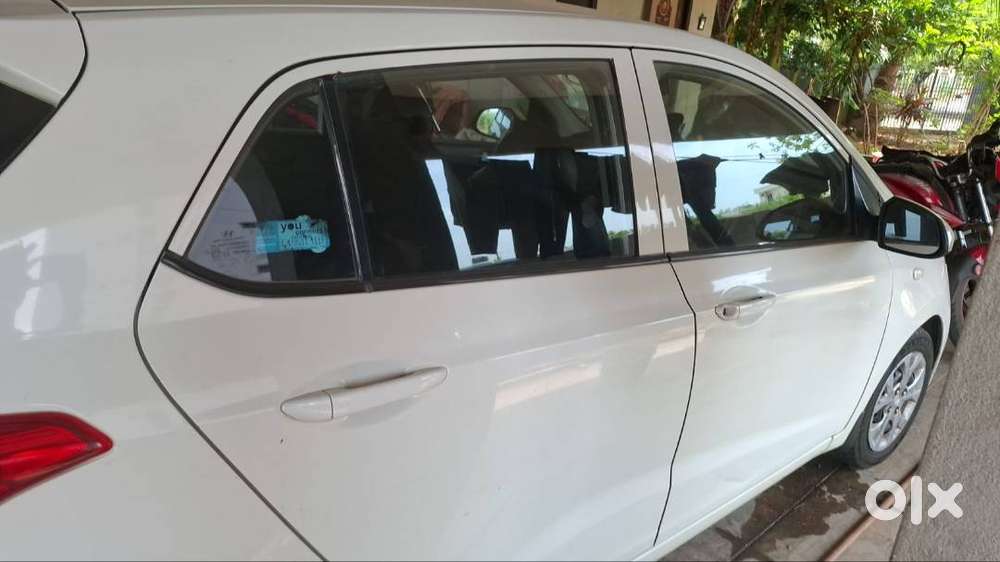 Single Hand Driven Car