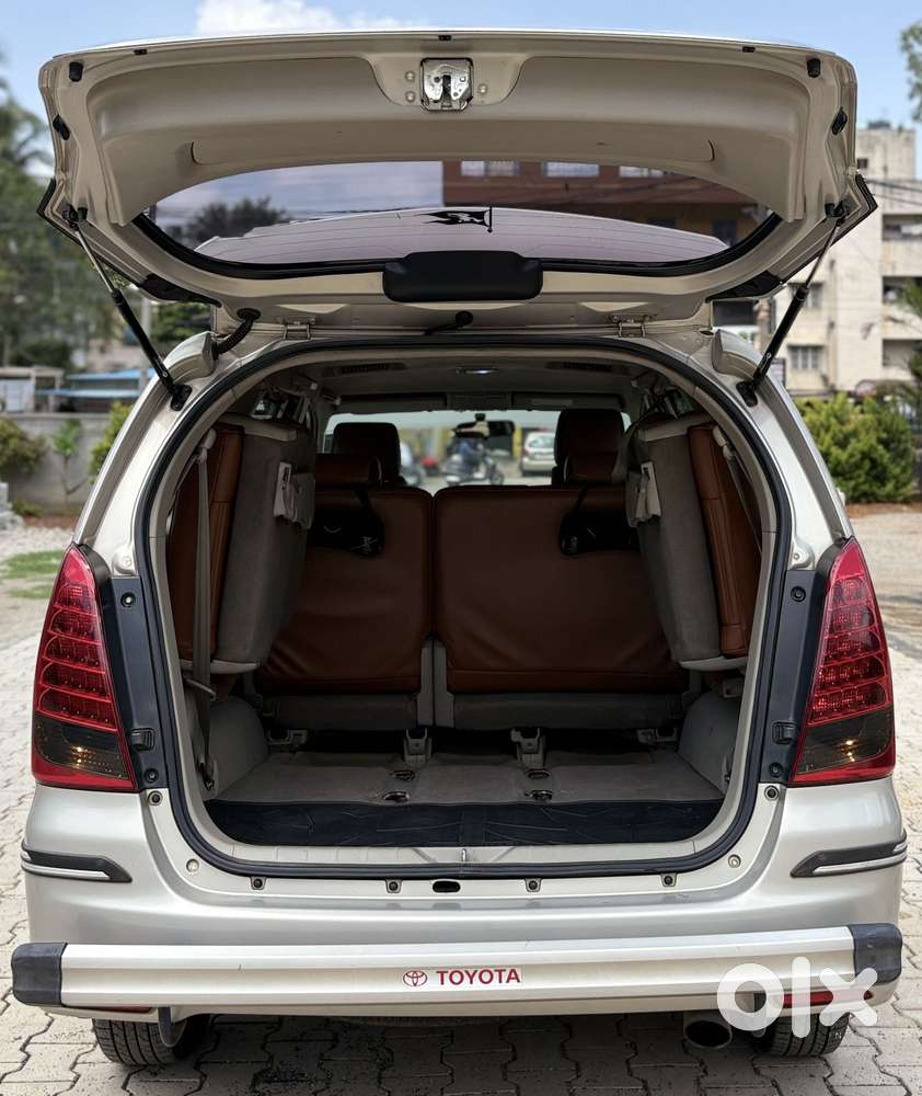 Toyota Innova 2.5 Vx 8 Str, 2014, Diesel
