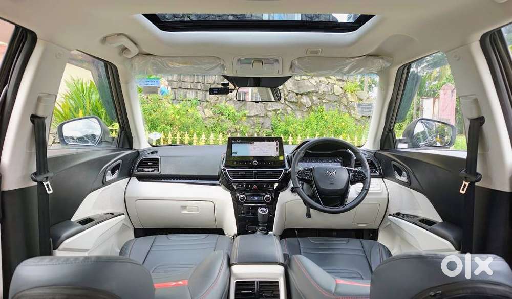 Mahindra Xuv 3xo Ax5 Ds Mt, 2024, Diesel