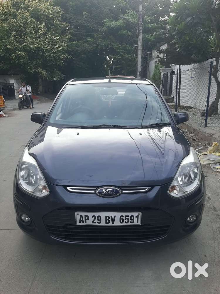 Ford Figo Petrol Zxi, 2013, Petrol