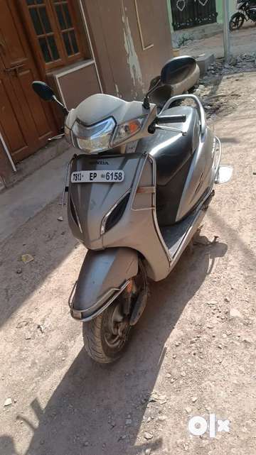 Hi urgent sale Honda Activa 5G 2019 model single owner with 5