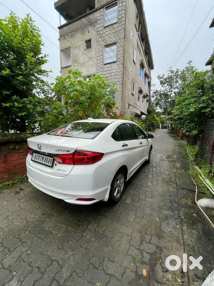 Honda City Petrol Manual 2014 Variant