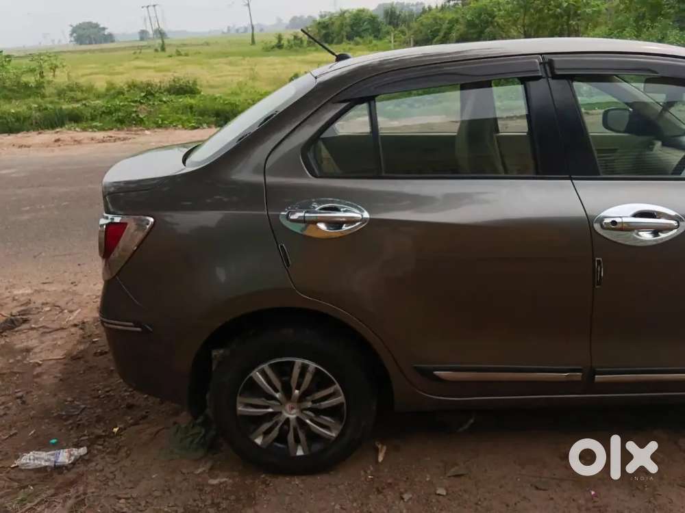 Maruti Suzuki Dzire 2018 Diesel 75000 Km Driven