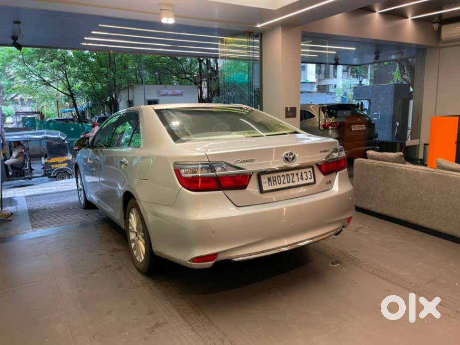 Toyota Camry Hybrid, 2015, Cng & Hybrids