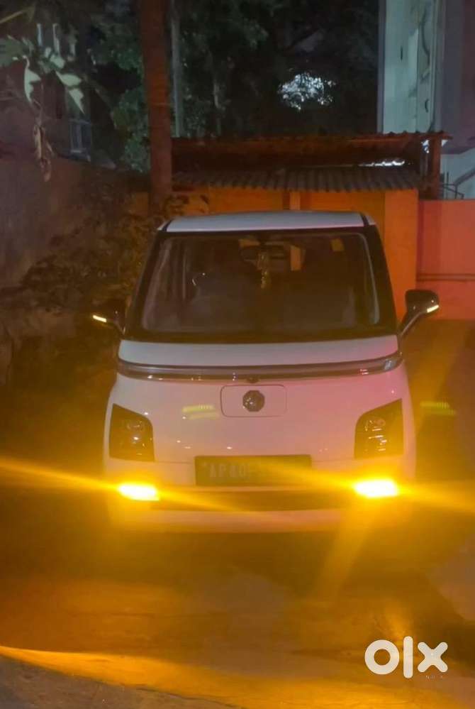 Mg Comet Ev 2024 Electric 9000 Km Driven