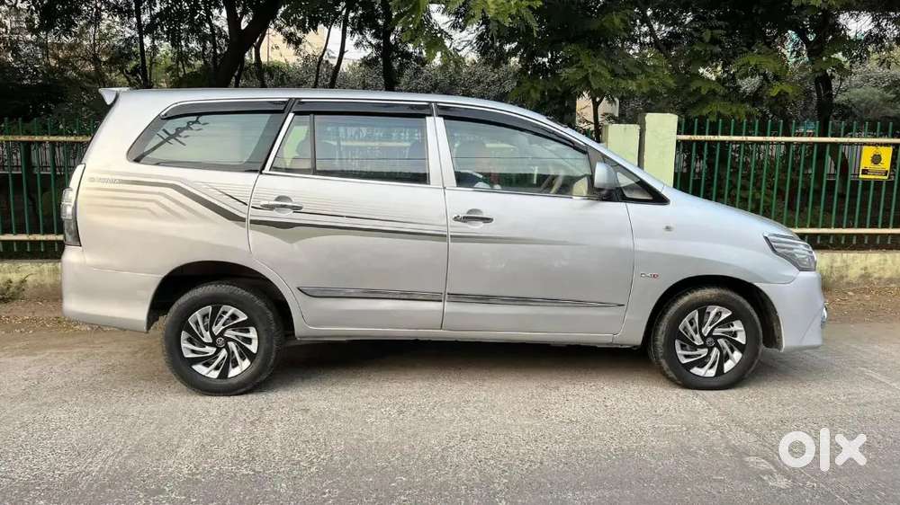 Toyota Innova Crysta 2009