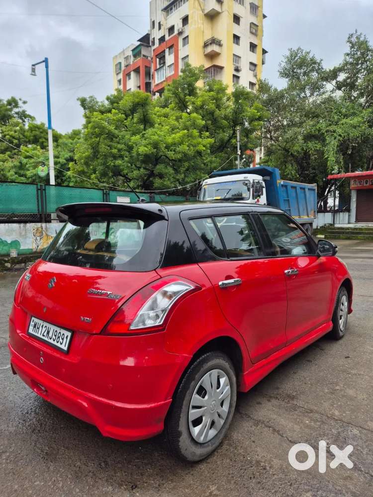 Maruti Suzuki Swift 1.2 Vxi Glory Edition, 2016, Petrol
