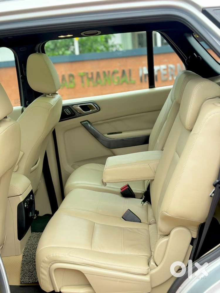 Ford Endeavour 3.2 Titanium At 4x4, 2016, Diesel