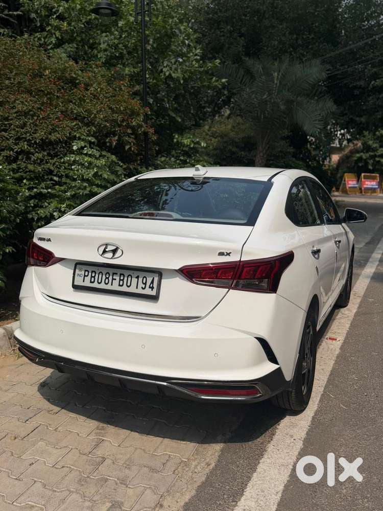 Hyundai New Verna 2022 Petrol Automatic