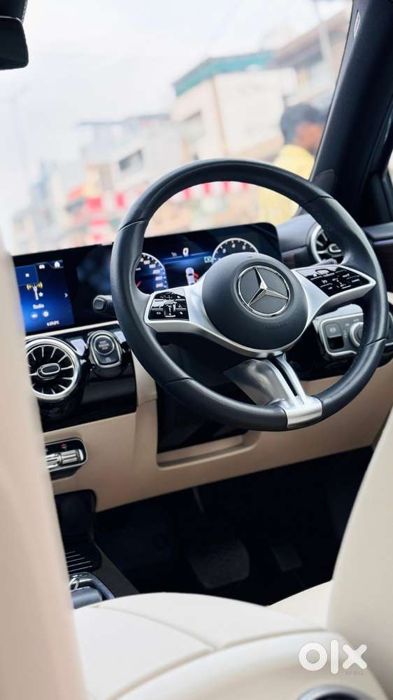 Mercedes-benz A-class Limousine 200, 2024, Petrol