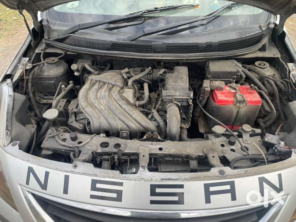 Nissan Sunny 2011 Petrol 125000 Km Driven