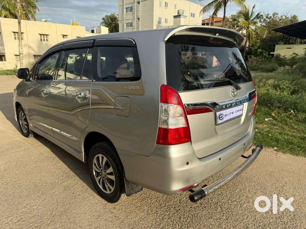 Toyota Innova 2.5 Z Diesel 7 Seater Bs Iv, 2015, Diesel