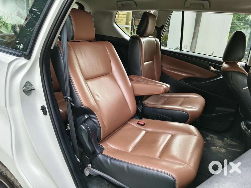Toyota Innova Crysta [2020-ongoing] 2.4 Gx At 7 Str, 2021, Diesel