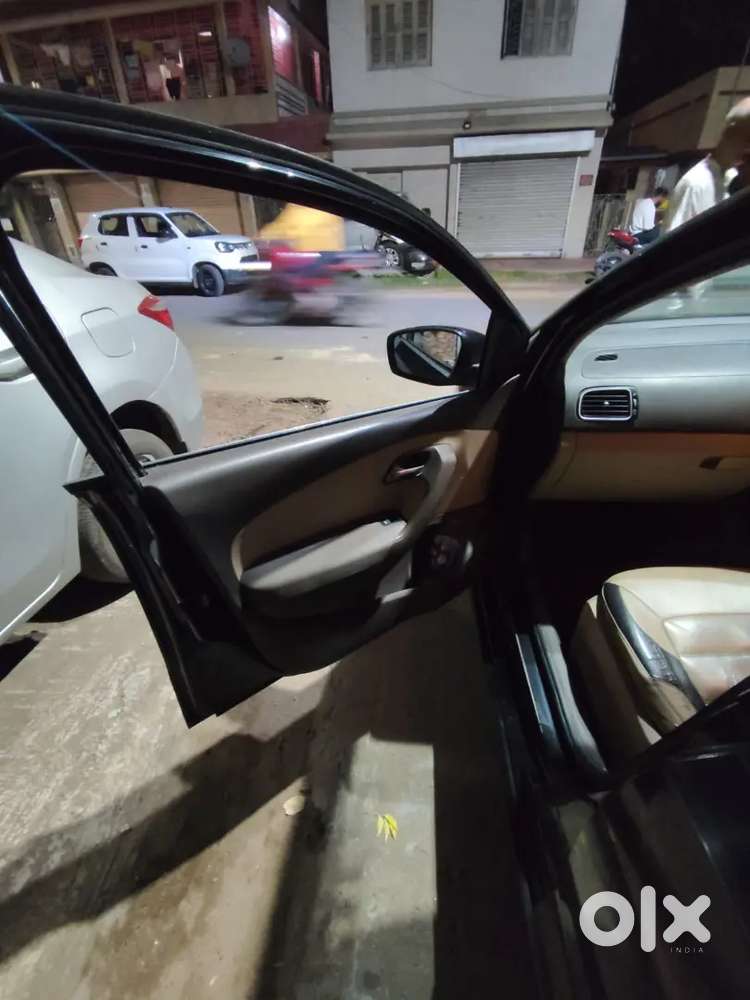 Volkswagen Vento 1.6 Highline Petrol 2012 Model With Lifetime Tax Paid