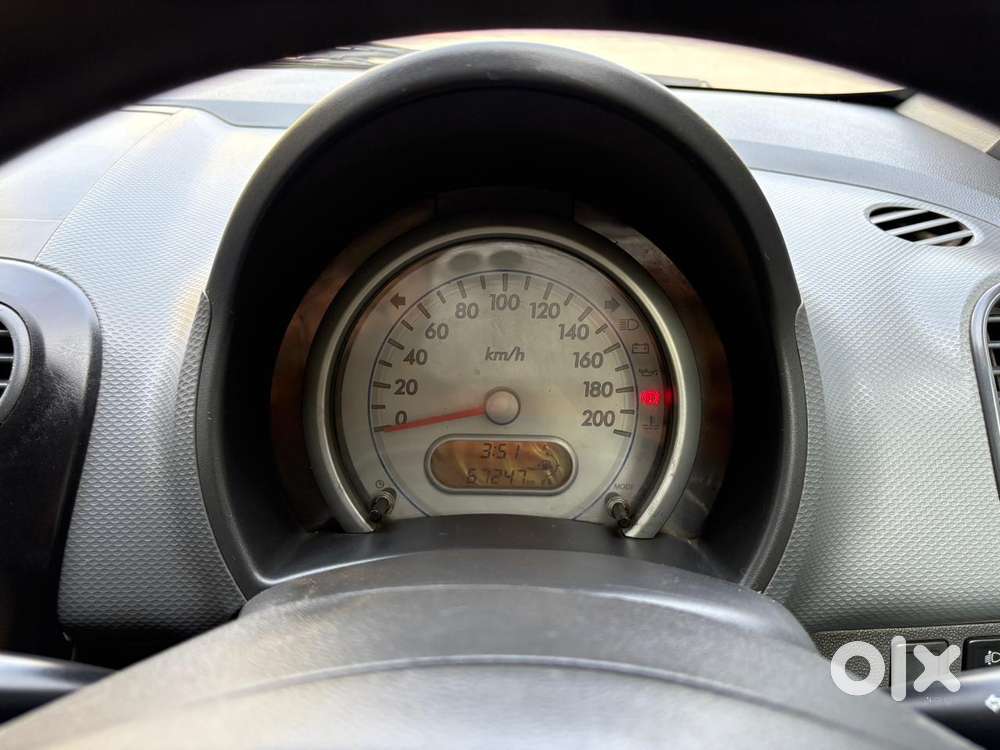 Maruti Suzuki Ritz Lxi, 2011, Petrol