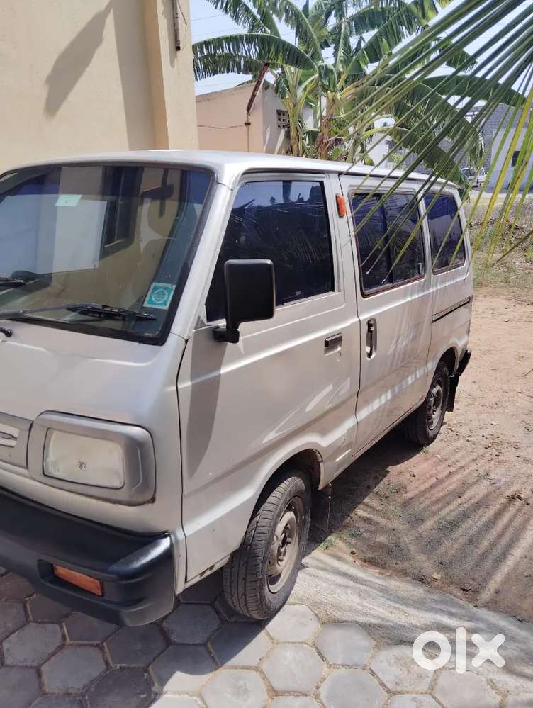 Maruti Suzuki Omni 2011