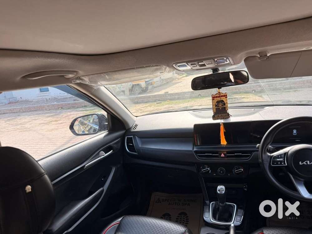 Kia Seltos 2025 Petrol Panaroic Sunroof