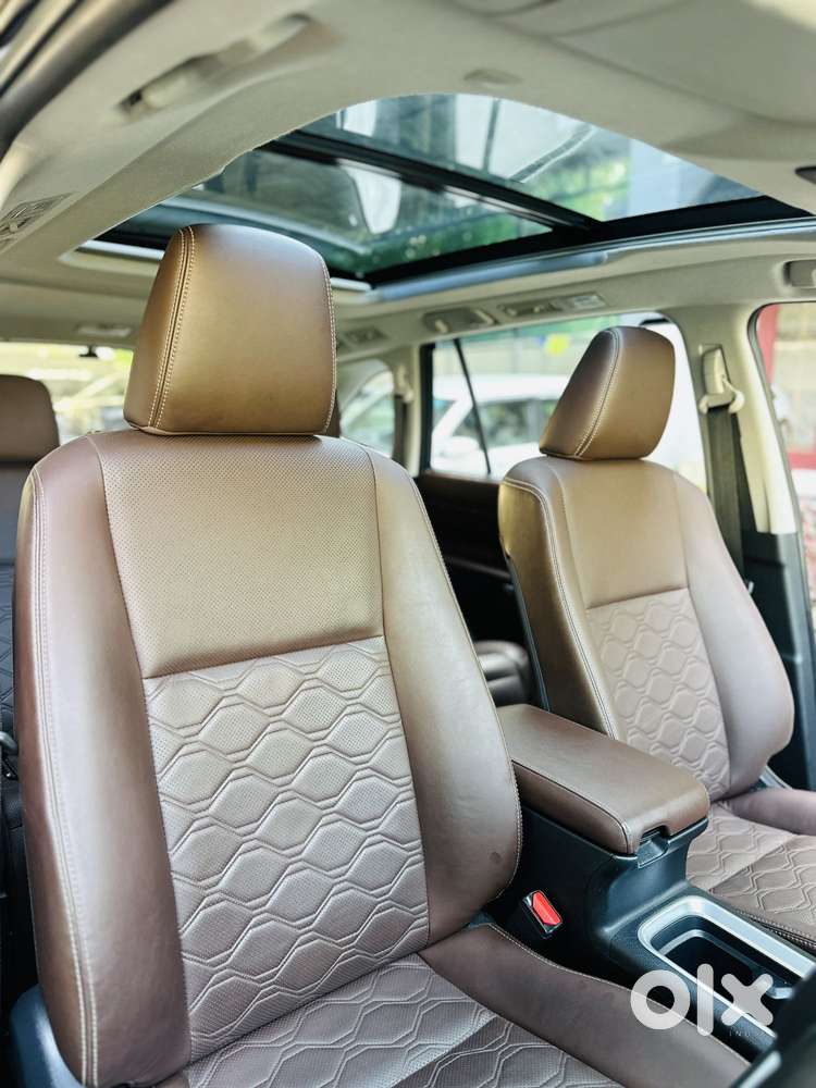 Toyota Innova Hycross 2.0 Zx (o) Hybrid 7 Str, 2023, Petrol