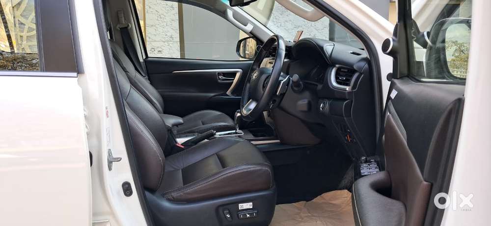 Toyota Fortuner 4x2 At 2.8 Diesel, 2020, Diesel