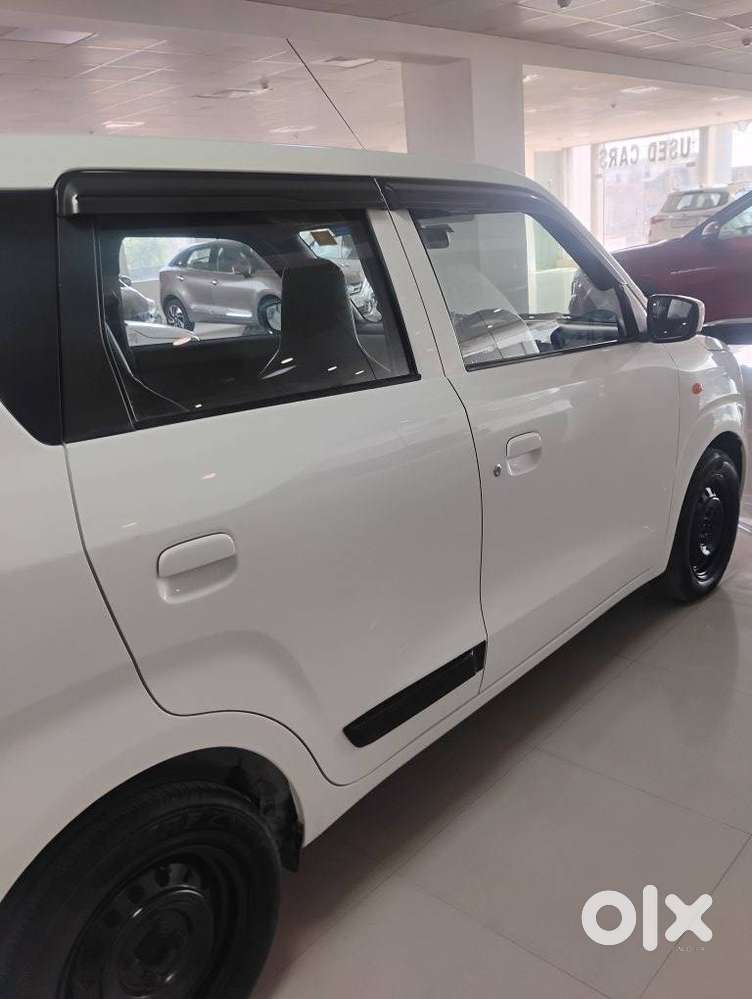 Maruti Suzuki Wagon R Vxi, 2022, Petrol